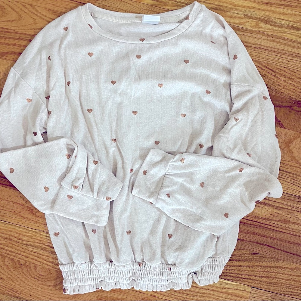 Gap kids cream sweater with gold hearts. Never worn.
